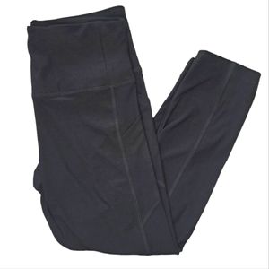 VOGO Athletica Black Capri Length Leggings with Pockets Size Small